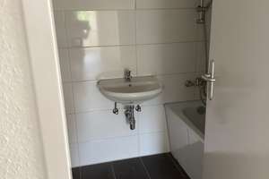 Reinkommen und Wohlfühlen: gut geschnittene 3-Zimmer-Wohnung – Theodor-Haubach-Str. 12, 34132 Oberzwehren, Kassel – Vorschaubild 7