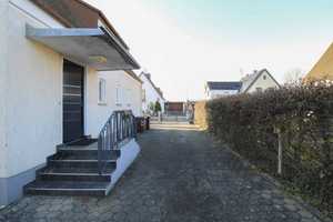 Jetzt oder nie: Gestaltbares Einfamilienhaus mit großzügigem Garten und Grundstück – Augsburg (Kreis) – Vorschaubild 18