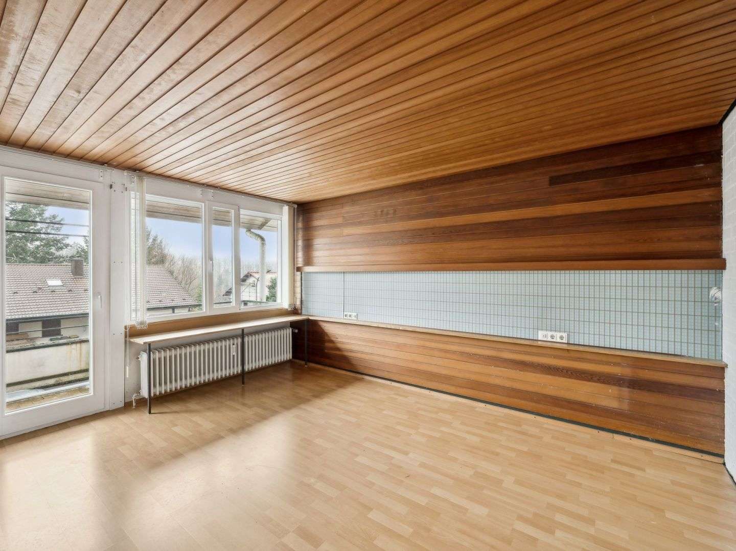 Immobilie in Gaggenau - Großzügiges Mehrgenerationenhaus mit Einliegerwohnung in hervorragender Lage von Gaggenau - Bild 9