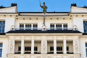 Herrschaftliche Altbauresidenz im denkmalgeschützten Gründerzeitpalais – 3 Zimmer mit Balkon &  Lift – Die vollständige Adresse der Immobilie erhältst du vom Anbieter., 10825 Schöneberg, Berlin – Vorschaubild 3