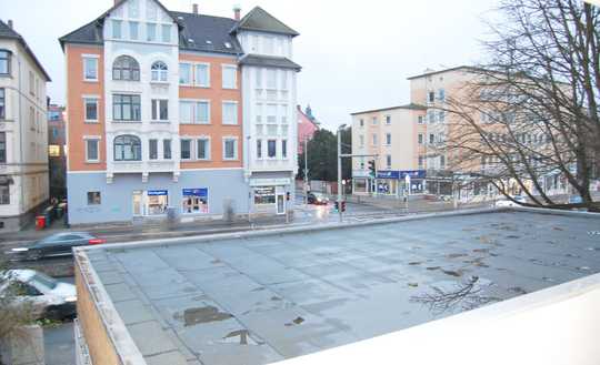 Östlicher Ring "3 Zimmerwohnung mit Balkon, Stellplatz, Einbauküche & Fahrstuhl "