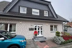 Erstklassige Investitionschance Dreifamilienhaus mit Wohlfühlfaktor in Rietberg zu verkaufen! – Gütersloh (Kreis) – Vorschaubild 1