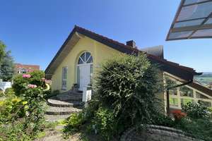 Großzügiges Wohnerlebnis mit Weitblick – stilvolles Einfamilienhaus mit Gartenidylle in Uhingen – Die vollständige Adresse der Immobilie erhältst du vom Anbieter., 73066 Uhingen – Vorschaubild 3