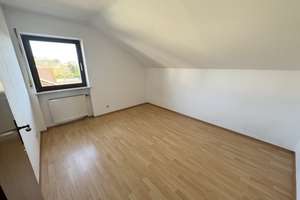 Einfamilien-Wohnhaus mit Einliegerwohnung in bester Lage zu verkaufen ! – Die vollständige Adresse der Immobilie erhältst du vom Anbieter., 36088 Hünfeld – Vorschaubild 23