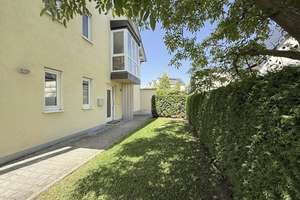 Wohnen auf zwei Ebenen- charmante Maisonette-Wohnung mit Garten und Haus-im-Haus-Charakter – Die vollständige Adresse der Immobilie erhältst du vom Anbieter., 81825 Gartenstadt Trudering, München – Vorschaubild 20