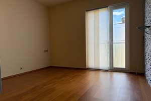 Lichtdurchflutete Penthouse-Wohnung mit großer Süd-Terrasse – Die vollständige Adresse der Immobilie erhältst du vom Anbieter., 74081 Sontheim, Heilbronn – Vorschaubild 7