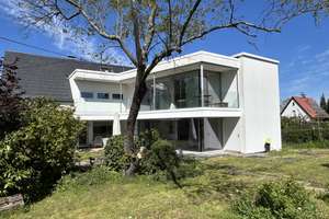 Zwei Bauzeiten, ein Wohnkonzept: großzügiges Haus in Ottenhausen