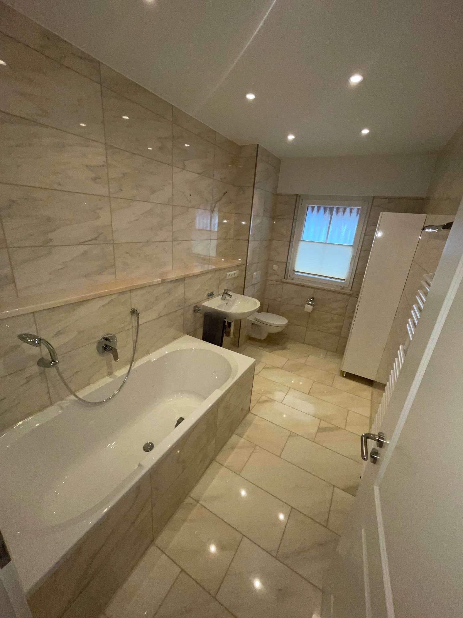 Immobilie in Bad Wiessee - Bad Wiessee - Ein Katzensprung von der Uferpromenade - Exklusive Dachgeschosswohnung - Bild 6