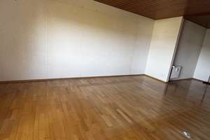 Helle 4 Zimmer-Wohnung mit Balkon und Tiefgaragenstellplatz – Im Birkenfeld 9, 66125 Dudweiler (Ortsteil), Saarbrücken – Vorschaubild 2