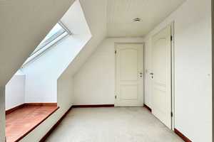 Schöne Maisonettewohnung mit Dachterrasse und eigenem Garten – Krefeld – Vorschaubild 17