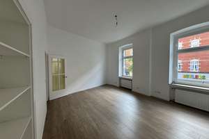 Toplage Pempelfort :freundliche 4-Zimmer-Wohnung mit Einbauküche und Balkon in Düsseldorf – Die vollständige Adresse der Immobilie erhältst du vom Anbieter., 40477 Pempelfort, Düsseldorf – Vorschaubild 8