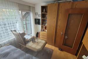 Von Privat: Ruhige 3-Zi. DG Wohnung (86qm) Balkon, EBK, Gäste-WC, TG-Stellplatz, ohne Maklergebühr  – Die vollständige Adresse der Immobilie erhältst du vom Anbieter., 70619 Riedenberg, Stuttgart – Vorschaubild 14