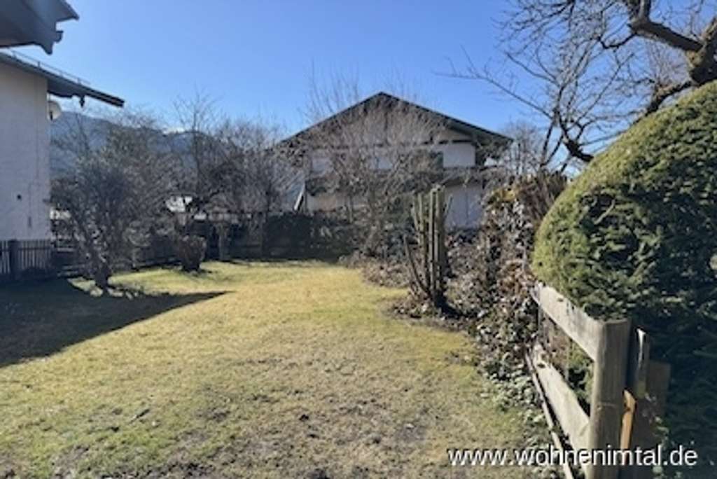 Immobilie in Rottach-Egern - Wohnen im Tal Immobilien Zentral gelegene 2 Zimmer Wohnung mit Potenzial - Bild 1