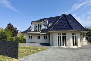 Exklusives Einfamilienhaus auf großzügigem Grundstück – in ruhiger Lage mit Wohlfühlcharakter – Die vollständige Adresse der Immobilie erhältst du vom Anbieter., 23570 Travemünde, Lübeck – Vorschaubild 34