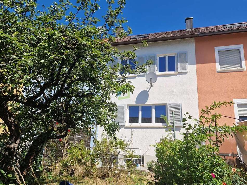 Haus Gartenansicht