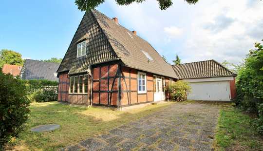 Bild von Charmantes Einfamilienhaus mit großem Garten & Garage - Grolland - Familienidyll