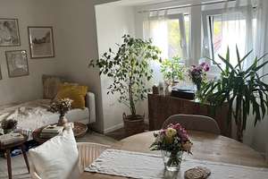 Stilvolle, voll möblierte 2-Zimmer-Wohnung in Stuttgart-Degerloch (Haigst) zur Zwischenmiete