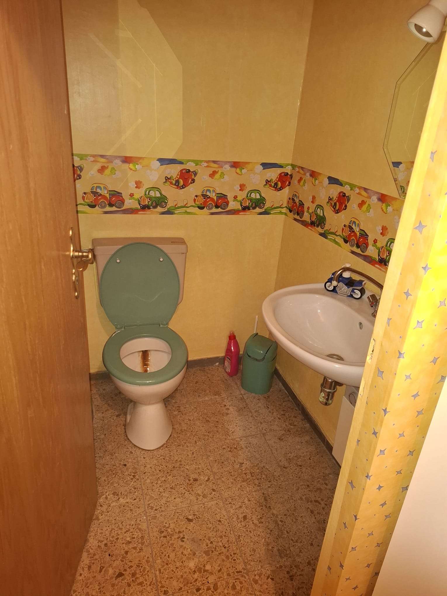 Immobilie in Philippsburg - 1-2 Familienhaus mit gutem Raumangebot und großen Garagentrakt der ideal für Hobbyhandwerker ist - Bild 51