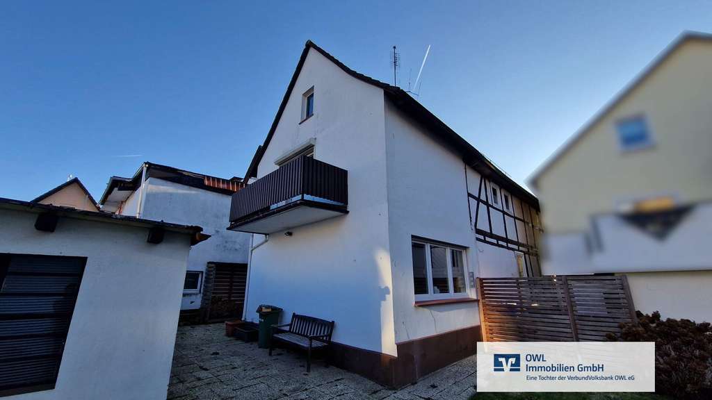 Immobilie in Beverungen - Einfamilienhaus mit Garage am Weserradweg - Bild 0