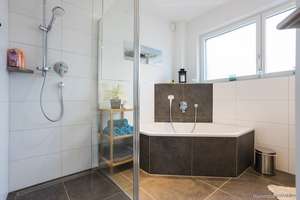 Attraktive 3 Zimmer Erdgeschosswohnung mit Terrasse & kleinen Garten mitten in Heepen – Die vollständige Adresse der Immobilie erhältst du vom Anbieter., 33719 Heepen, Bielefeld – Vorschaubild 17