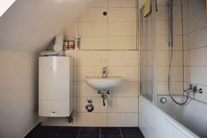 Helle 3-Zimmer Dachgeschosswohnung in Stuttgart-Feuerbach – Die vollständige Adresse der Immobilie erhältst du vom Anbieter., 70469 Feuerbach-Mitte, Stuttgart – Vorschaubild 5