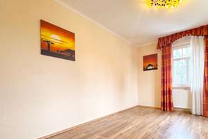 Familienhaus in Leipzig-Grünau mit Photovoltaik, Sauna und weiteren Extras! – Die vollständige Adresse der Immobilie erhältst du vom Anbieter., 4207 Grünau-Siedlung, Leipzig – Vorschaubild 2