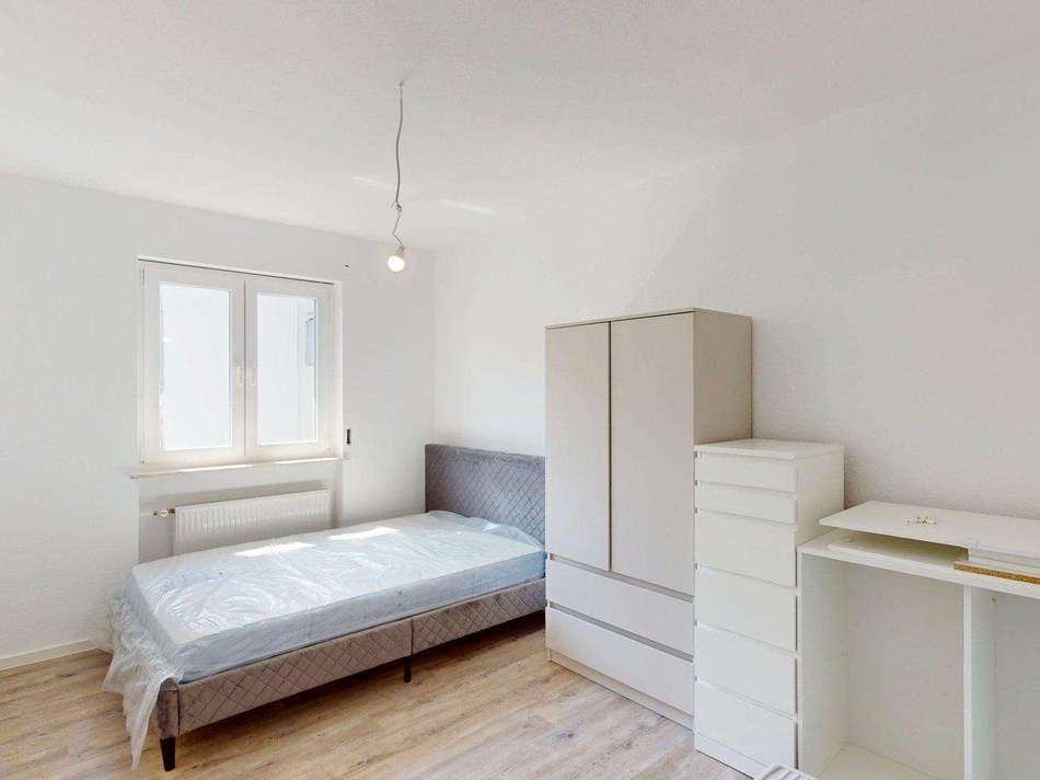 Hinterhaus OG li, Schlafen