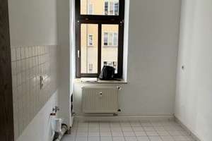 Hell 2-Zimmer-Wohnung mit Badewanne in Leipzig-Connewitz – Zwenkauer Straße 20, 4277 Connewitz, Leipzig – Vorschaubild 3