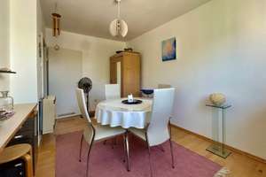 Helle 3-Zimmer-Wohnung in zentraler Lage von Regensburg  – Die vollständige Adresse der Immobilie erhältst du vom Anbieter., 93053 Kasernenviertel, Regensburg – Vorschaubild 9