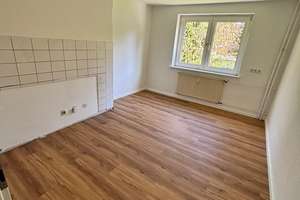 renovierte Wohnung 3 ZKB mit Balkon Ysenburgstraße 34 Kassel – Die vollständige Adresse der Immobilie erhältst du vom Anbieter., 34125 Wesertor, Kassel – Vorschaubild 3