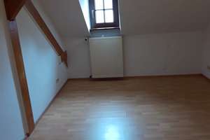 Charmante 2-Zimmer Dachgeschosswohnung im 4. OG in Trier-Innenstadt – Fleischstr. 30-31, 54290 Mitte/Gartenfeld, Trier – Vorschaubild 4