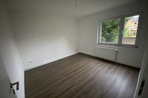 Neuwertige 3,5-Zimmer-Erdgeschosswohnung in Gelsenkirchen-Resse – sofort frei – Ewaldstraße 96, 45892 Resse, Gelsenkirchen – Vorschaubild 2