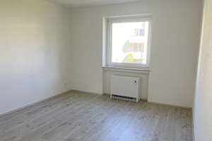3-Zimmer-Wohnung mit Balkon in ruhiger Lage - Jetzt 1 Monat mietfrei wohnen! – Himmelsberg 1, 46286 Dorsten – Vorschaubild 2