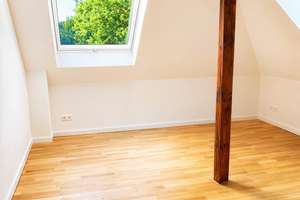 +++ ALTBAUCHARME TRIFFT DACHGESCHOSS - WOHNUNG MIT FLAIR+++ – Westparkstraße 45, 47803 Kempener Feld/Baackeshof, Krefeld – Vorschaubild 8