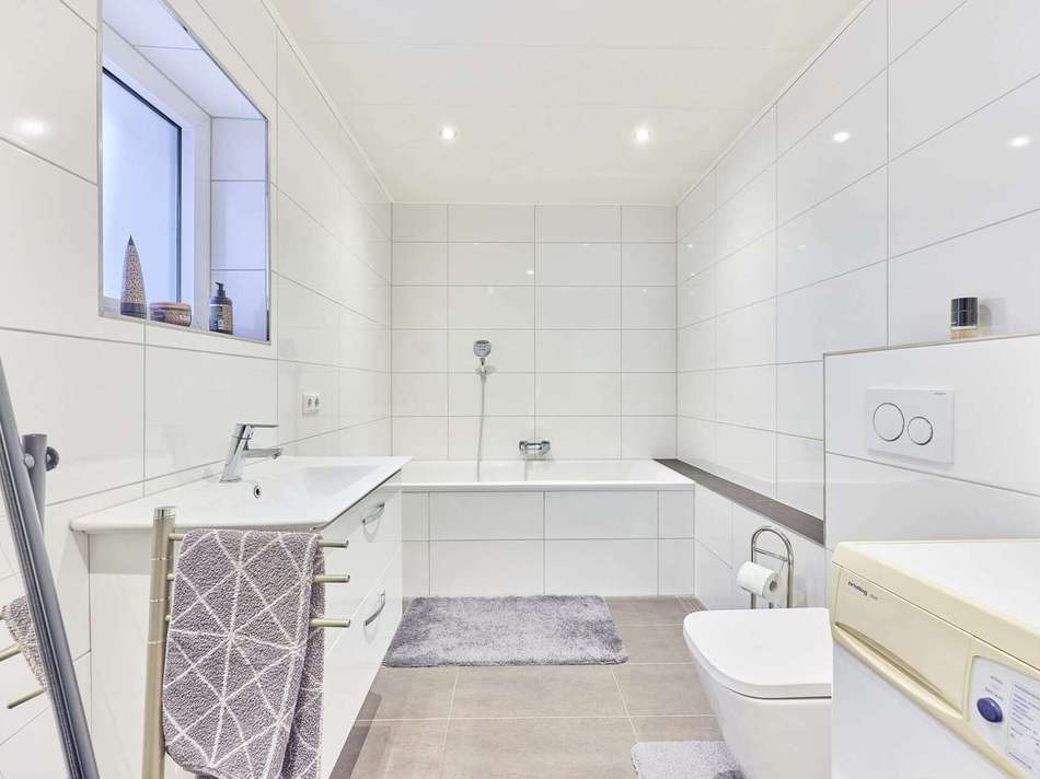 Badezimmer EG