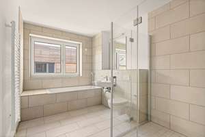 Großzügiges Eck-Stadthaus mit Süd-Dachterrasse | 5 Zimmer auf ca. 160 m² – Hinterm Heidbleek 20, 30539 Bemerode, Hannover – Vorschaubild 11
