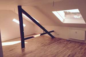 N-Katzwang: Gehobene 2-Zimmer-DG-Wohnung (u.a. mit Parkett, Granit, hell usw.) | Top! | von Privat – Hugo-Wolf-Strasse 4, 90455 Katzwang, Reichelsdorf Ost, Reichelsdorfer Keller, Nürnberg – Vorschaubild 10