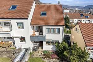 Reihenendhaus mit viel Charme &
Platz für die ganze Familie – Die vollständige Adresse der Immobilie erhältst du vom Anbieter., 72458 Albstadt – Vorschaubild 3