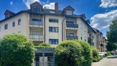 Gepflegte, helle 1-Zimmer-Wohnung mit Balkon und Tiefgaragenstellplatz in Bruchsal