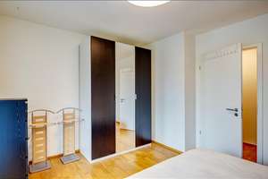 Möbliert: Moderne 3-Zimmer Wohnung mit Loggia und Balkon – Die vollständige Adresse der Immobilie erhältst du vom Anbieter., 80939 Obere Isarau, München – Vorschaubild 4
