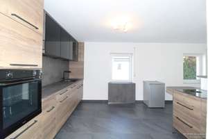 Einziehen & Wohlfühlen – großzügiges Einfamilienhaus 
mit Garten, ideal für Familie, Großfamilie &  – Rosenstraße 2, 91086 Aurachtal – Vorschaubild 9
