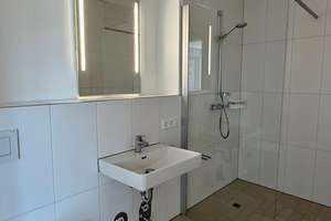 Leben am Wasser in extravaganter Lage - perfekt geschnittene 2 Zimmer – Stephanie-Kuder-Straße 8, 30453 Limmer, Hannover – Vorschaubild 4