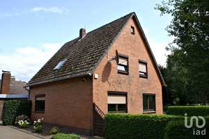Geräumiges Wohnhaus mit 6 Zimmern, 2 Küchen und 2 Bädern - ideal für handwerklich begabte Käufer – Heidschnuckenweg 2, 26188 Ammerland (Kreis) – Vorschaubild 2