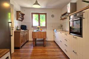 Ansprechendes 6-Zimmer-Einfamilienhaus in Altperlach mit EBK, Terrasse, Balkon, Garten – 81737 Altperlach, München – Vorschaubild 6