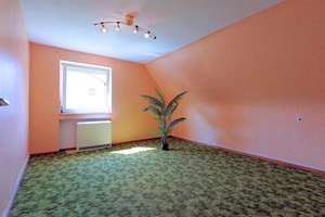 Charmantes Doppelhaus mit viel Platz, Nebengebäuden und großem Garten – ideal für kreative Ideen! – Obere Gartenstraße 4, 74906 Bad Rappenau – Vorschaubild 12