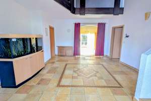 Modernisiertes Einfamilienhaus mit Galerie, Südterrasse, PV-Anlage und Doppelgarage – Die vollständige Adresse der Immobilie erhältst du vom Anbieter., 67459 Böhl-Iggelheim – Vorschaubild 2
