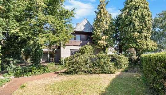 Bild von Freistehendes Einfamilienhaus mit 6 Zimmern und ca. 219 m² Wohnfläche in Bremen-Hemelingen