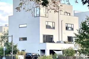 Modernes Stadthaus in der Rummelsburger Bucht nur wenige Meter vom Wasser entfernt  - provisionsfrei