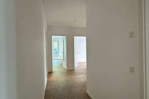 Erdgeschosswohnung mit Terrasse * 4-Zimmer * Einbauküche * im grünen Alt-Treptow – Kiefholzstr. 26, 12435 Alt-Treptow, Berlin – Vorschaubild 7