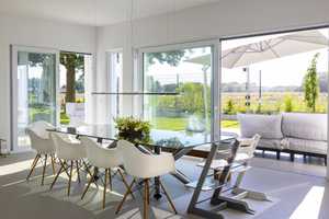 Neubau Luxusvilla mit traumhaftem Grundstück in Meerbusch – Meerbusch, Neuss (Rhein-Kreis), 40667 Neuss (Rhein-Kreis) – Vorschaubild 3